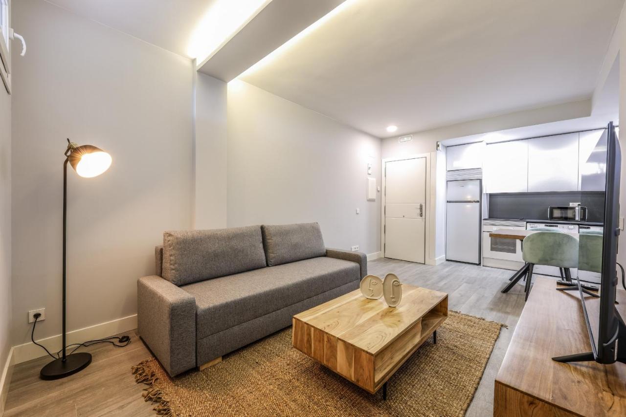 Apartamentos Reformados En Arturo Soria Madri Exterior foto